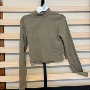 Forever 21 Sage Olive Mock Neck Ribbed Long Sleeve Cropped Top